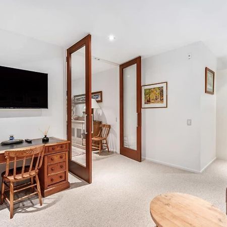 Pembroke Luxury Apartment 瓦纳卡 外观 照片